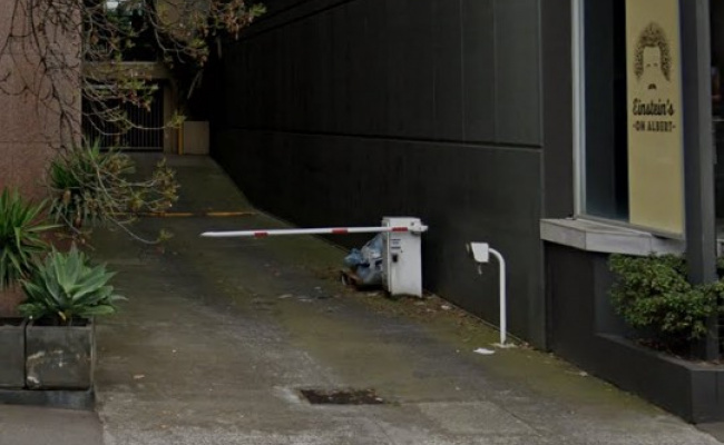 Secure Unreserved Parking on Albert Road