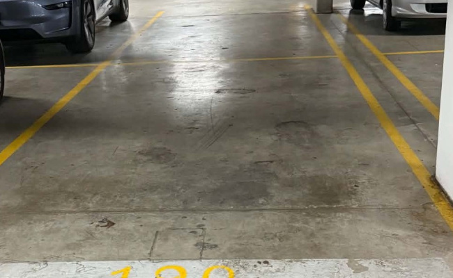Parking in East Melbourne near St Vincent's Hospital and Epworth