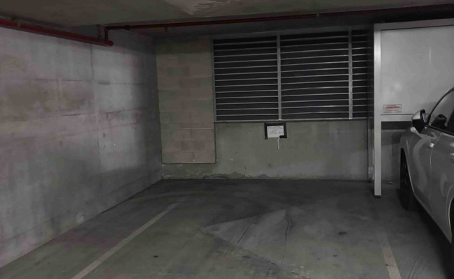 Secure Indoor Parking Space in Brisbane  Albert Street Access