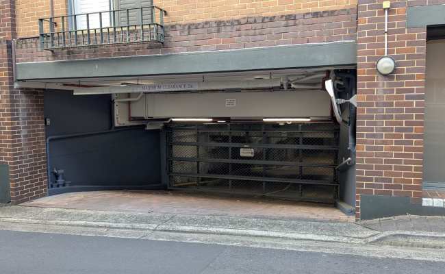 Indoor Parking close to Crows Nest Metro (24/7 access)