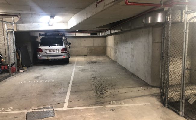 Fortitude Valley - Secure Tandem Parking near Train Station