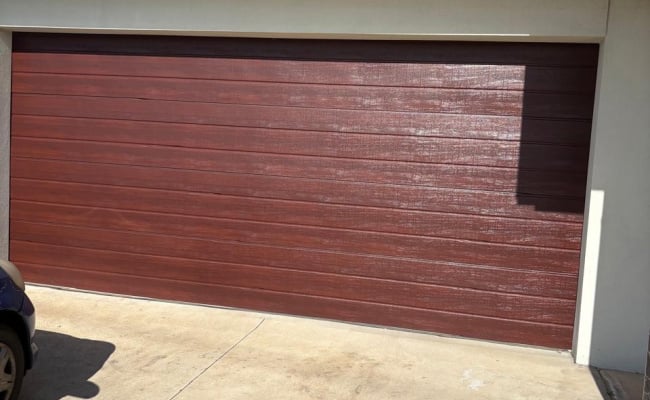 Lock up garage parking on Ambersweet Drive in Tarneit Victoria Lock up garage parking on Ambersweet Drive in Tarneit Victoria