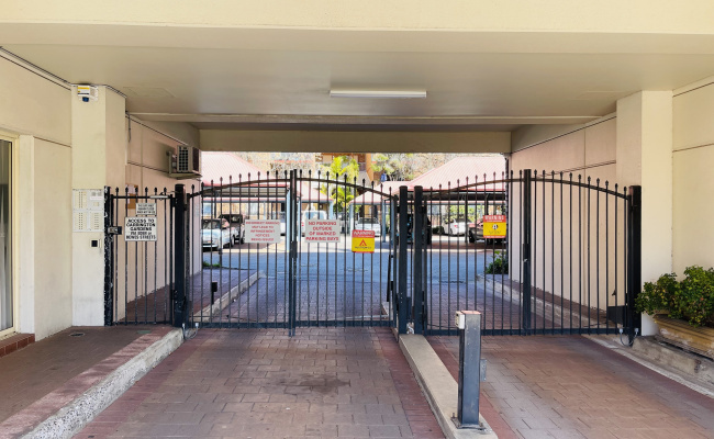 Great parking space near CBD