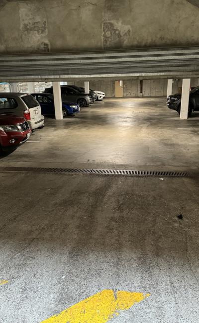 Short Walk to Central Station, King Georges Square & Queen St Mall #2