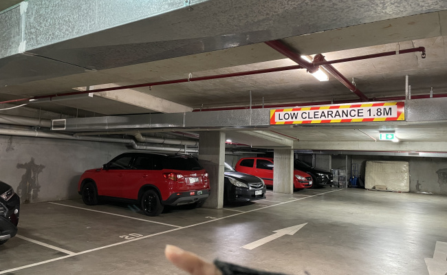 Great Parking space near the centenial Park and the UNSW