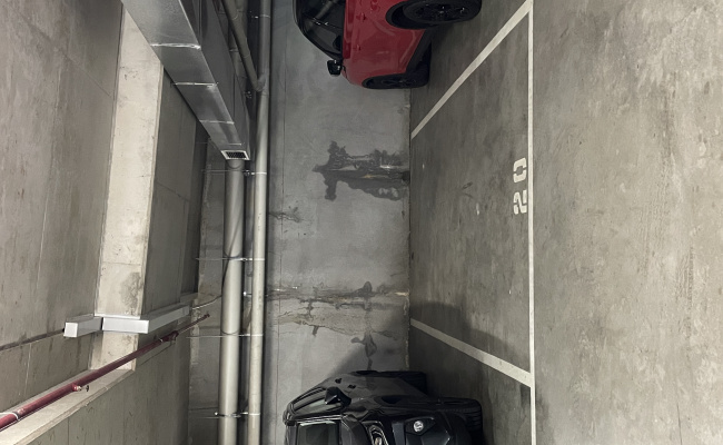 Great Parking space near the centenial Park and the UNSW