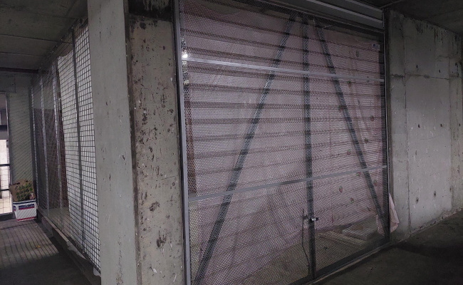 Secure Indoor Garage near UNSW (2 mins) and Light Rail (5 mins)