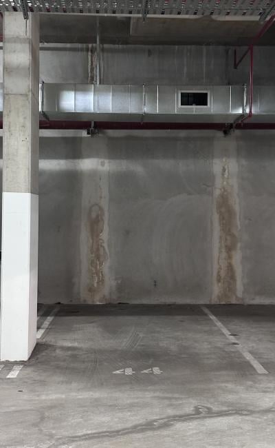 Walking distance Secure Carpark to St Peters station
