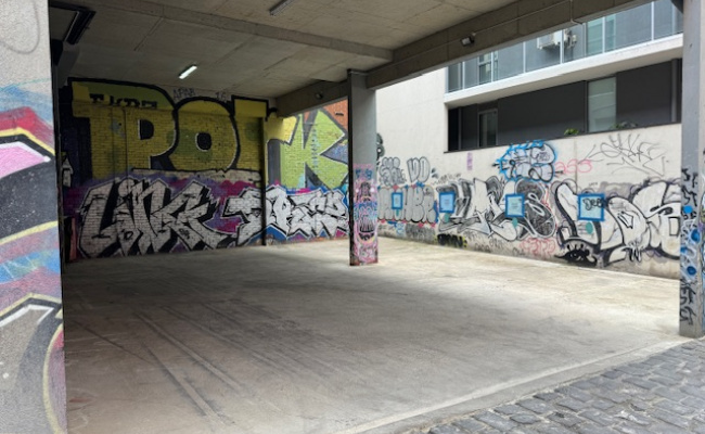 Fitzroy - 24/7 Secluded Off Street Parking close to Smith and Brunswick St - Spot 40