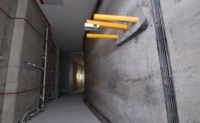 Parking at Wolli Creek -near airport
