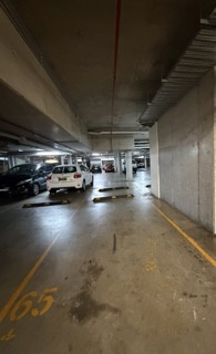 Wolli Creek Parking - 7mins walk to Wolli Creek station, near int & domestic airport!