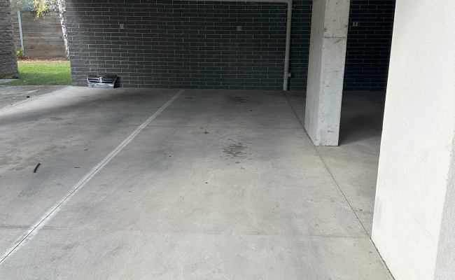Double parking space in front of Bell station