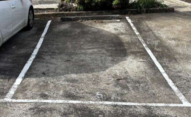 Outdoor lot parking on Arthur Street in Teneriffe Queensland Outdoor lot parking on Arthur Street in Teneriffe Queensland