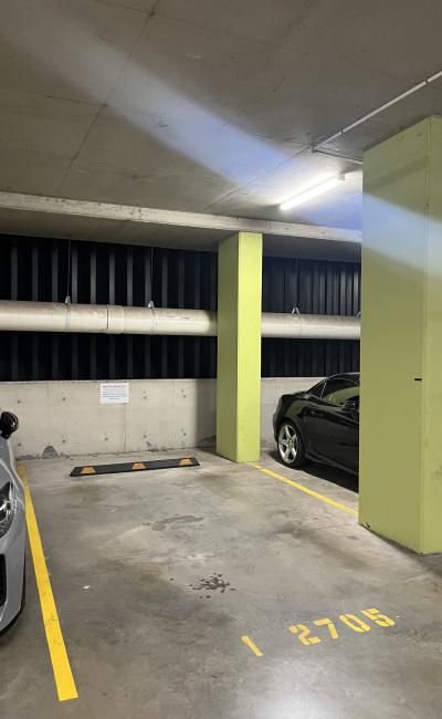 Great parking spot near Accor Stadium