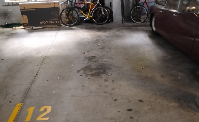 Great parking on a private garage in Camperdown