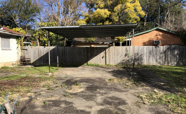 Waitara, Balmoral Street access from Park Lane,  900m to Hornsby Hospital