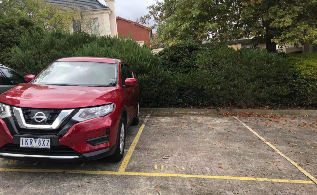 Balwyn North - Private Outdoor Parking near Bus Stop #1