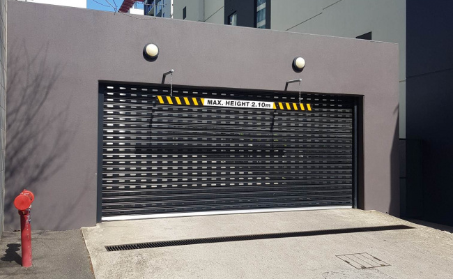 PARKING SPACE IN BANK STREET