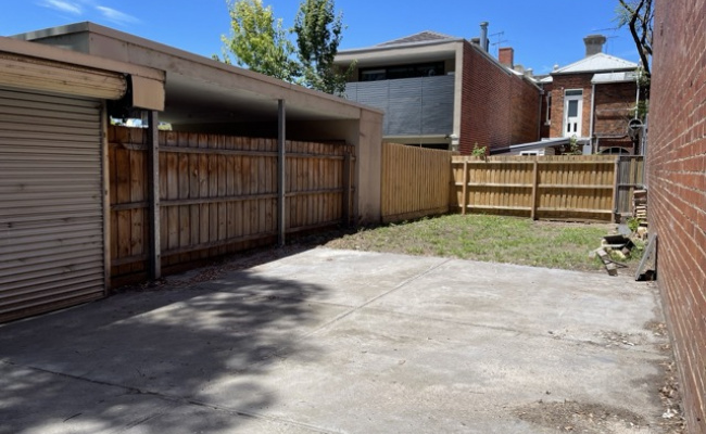 2 Secure Private Parking Spaces near CBD and only metres from Clarendon St South Melb