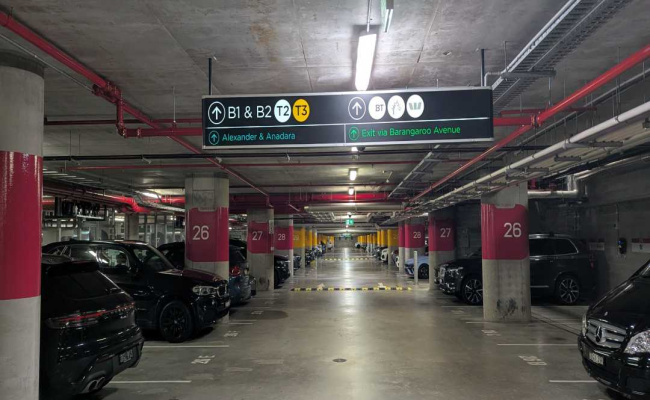 Prime lockup garage in Barangaroo Avenue