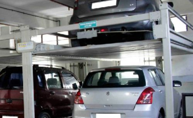 Great and safe parking in st kilda Barkly street