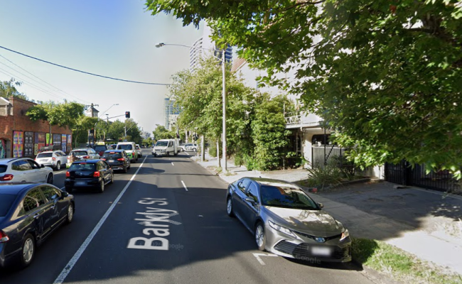 St Kilda Parking Spot Walk to the Beach or Tram