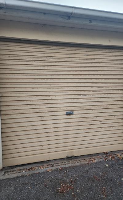 LOCK UP GARAGE in North Adelaide! 7 min walk to O'Connell St, 15 min free bus to city