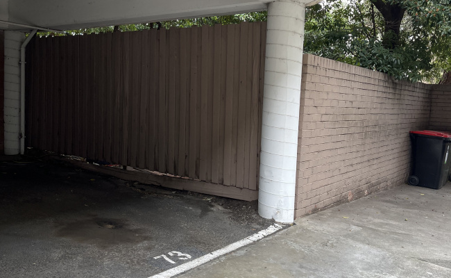 Lock up garage parking on Barnsbury Road in South Yarra Victoria Lock up garage parking on Barnsbury Road in South Yarra Victoria