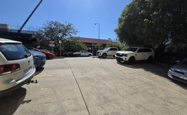 Carparking spaces for lease - Turner ACT 2612
