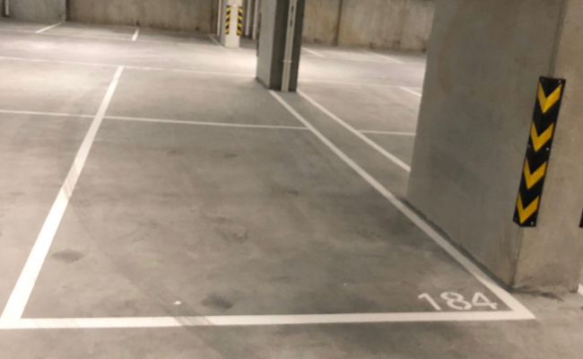 Great Indoor Parking Space near CBD