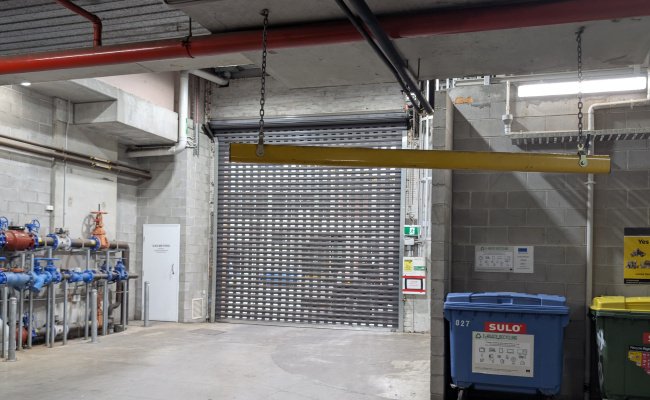 Secure Indoor Level 1 Car Park in West Melbourne