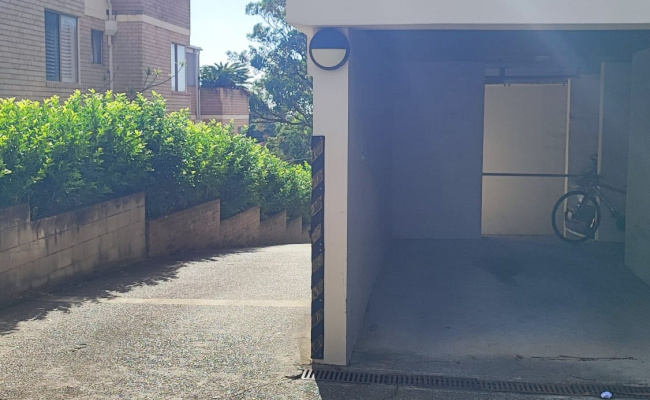 Great parking space close to the beach