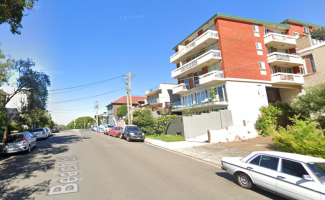 Clovelly Beach St near Cafes