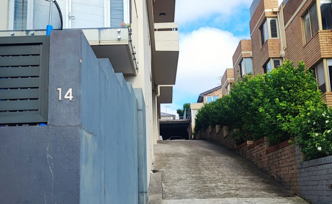 Great parking space close to the beach