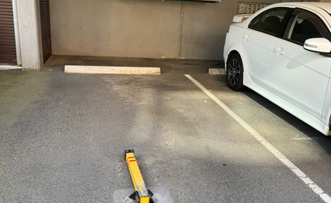 RENT Private Parking Port Melbourne