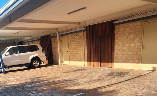Beaufort st undercover parking space