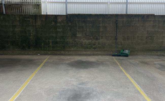Covered Carpark Spot in Eastern Suburbs