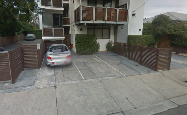 Safe parking spot just off Swan Street Richmond