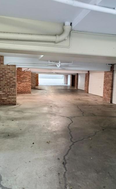 Convenient Carport 5 minute walk to Wollstonecraft Station