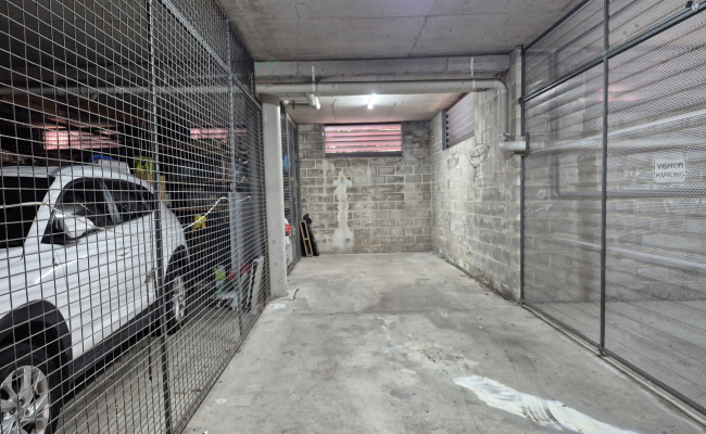 Two-car Garage in a Prime Location