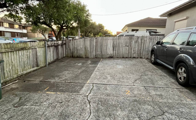 Belmore - Safe Outdoor Car Park Spot close to Lakemba