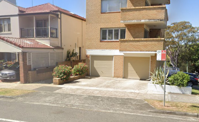 Driveway parking on Bennett Street in Bondi New South Wales Driveway parking on Bennett Street in Bondi New South Wales