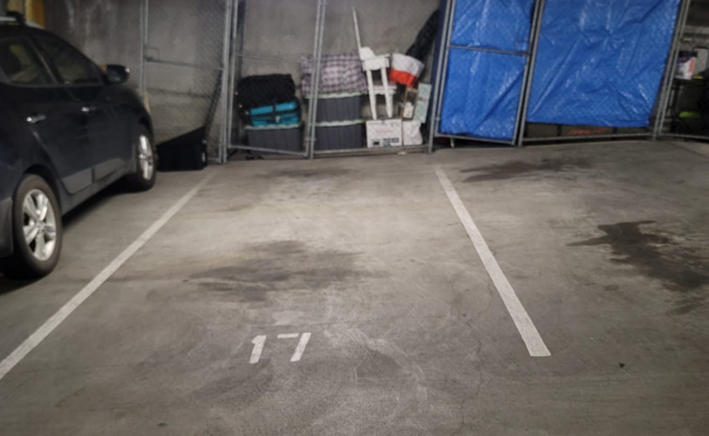 Secure indoor parking space near CBD, close to public transport