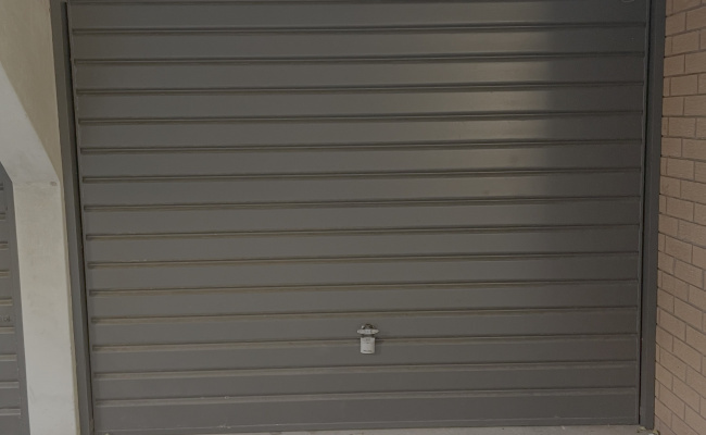Spacious undercover lock up garage in Bondi
