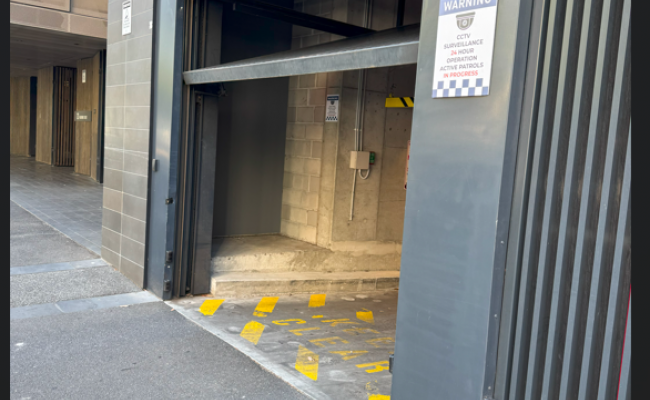 Great car park space near CBD and university/hospitals