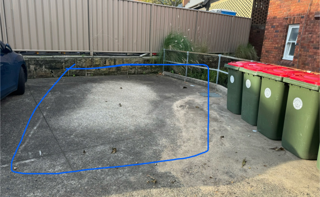 Secured parking space in North Sydney