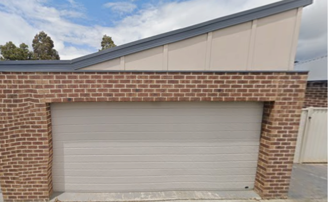 Perfect parking near Pointcook Stocklands