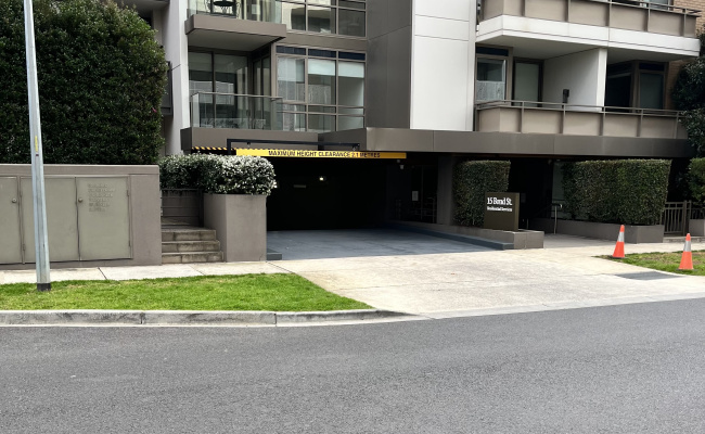 Underground Secure Parking - 1 car space