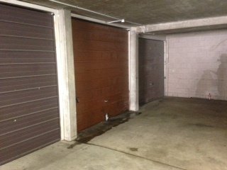 Bondi Beach - Lock up Garage 2 min from beach