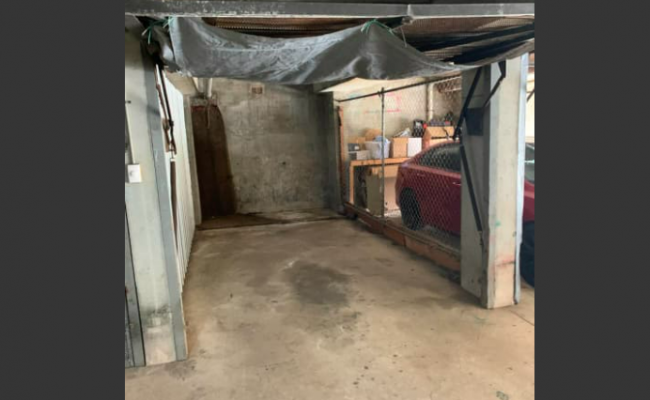 Bondi Junction -  Secure Garage close to Westfield and Train Station